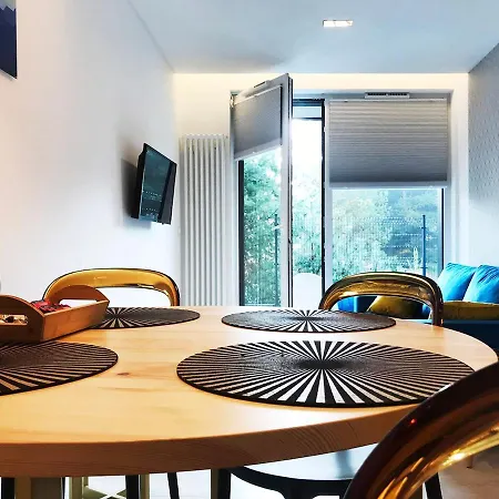 23 W Porto Apartment Leba